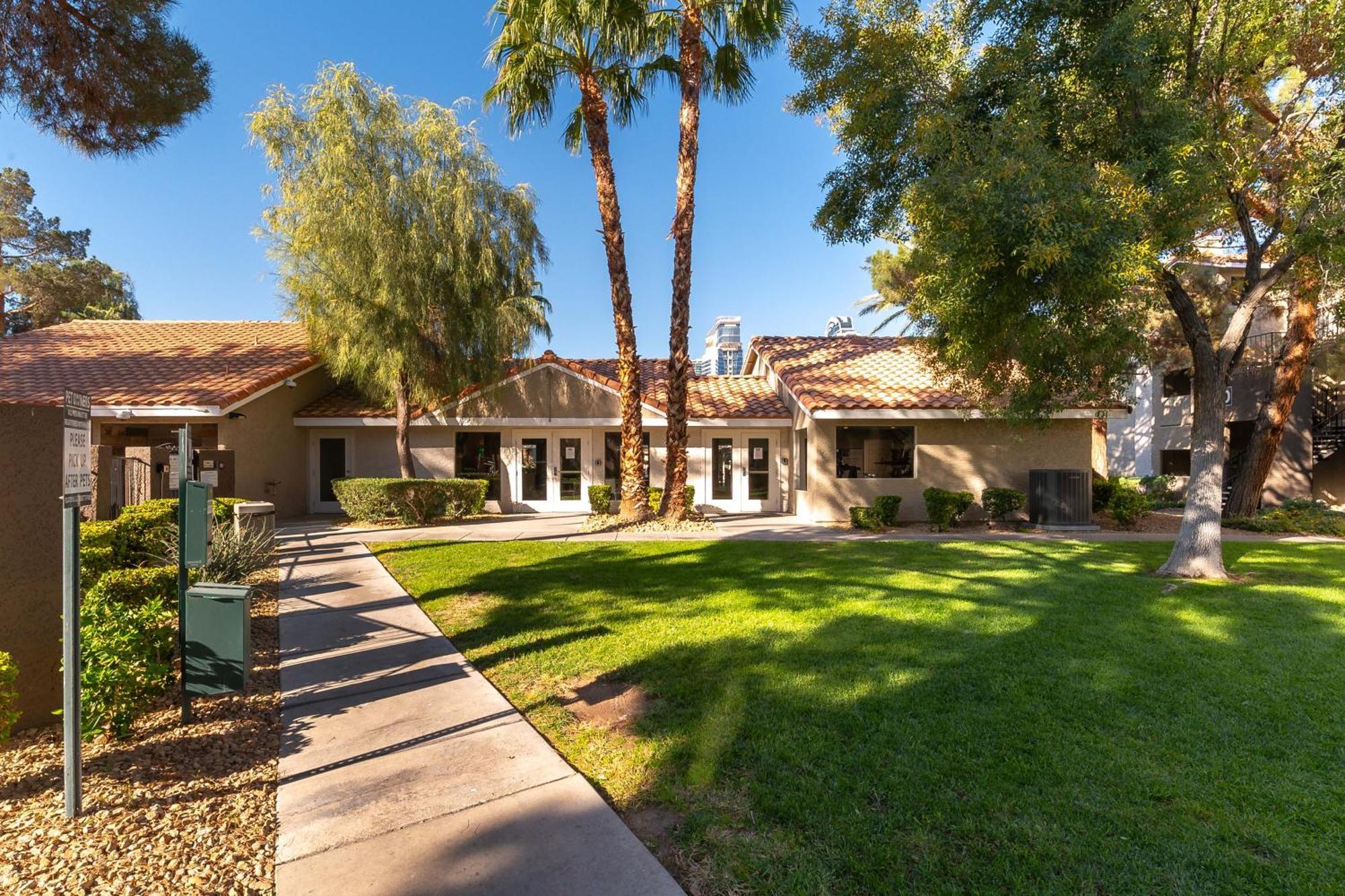 Stylish, Cozy 2Br,2Ba Condo Near Rio, Vegas Luxury Las Vegas Esterno foto